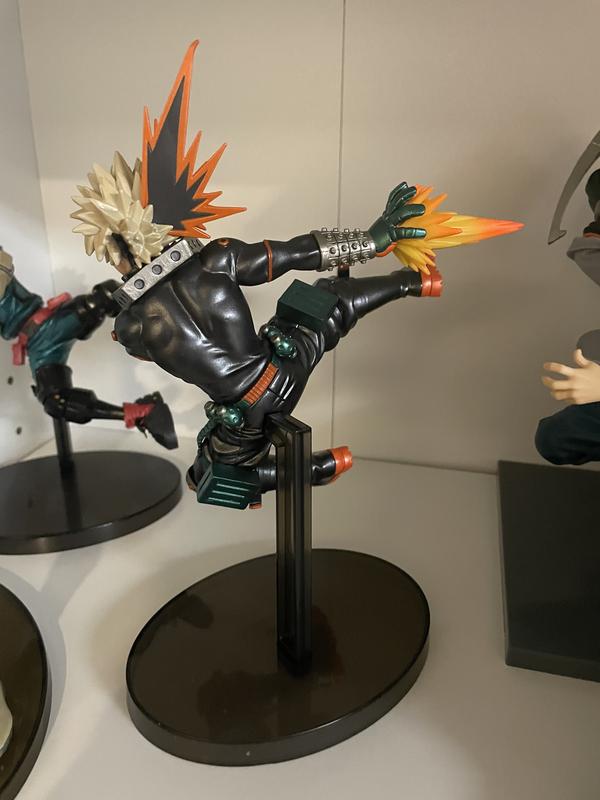 Caixa com 6 Personagens Smash My Hero Academia Banpresto - Action