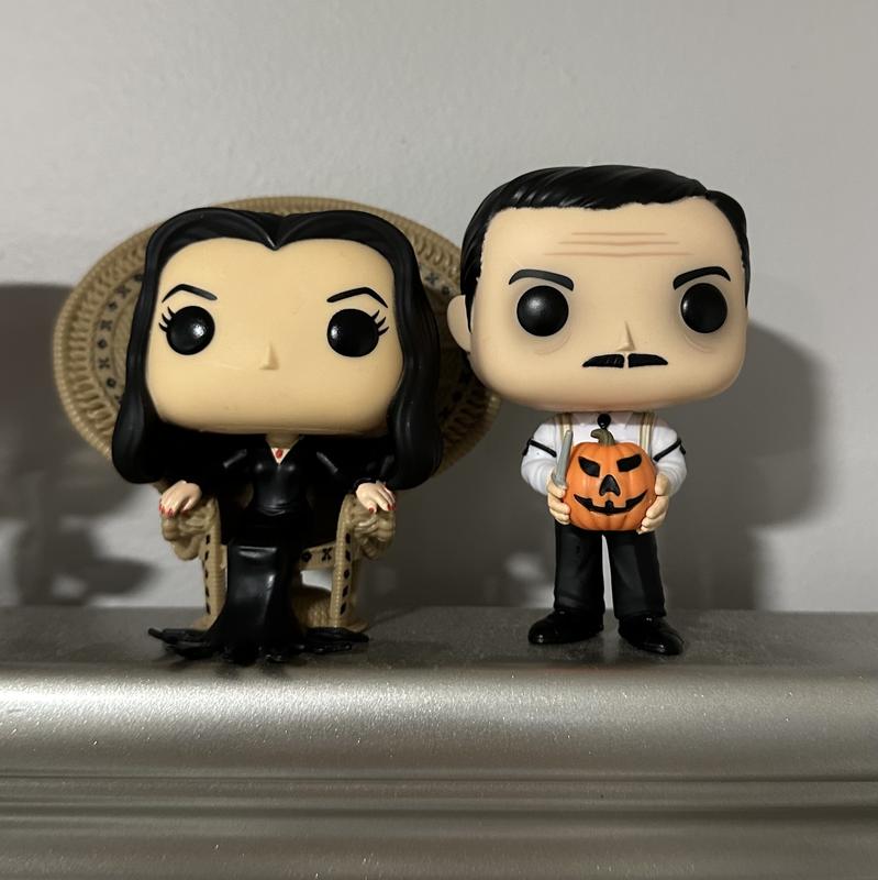 Morticia addams funko pop online