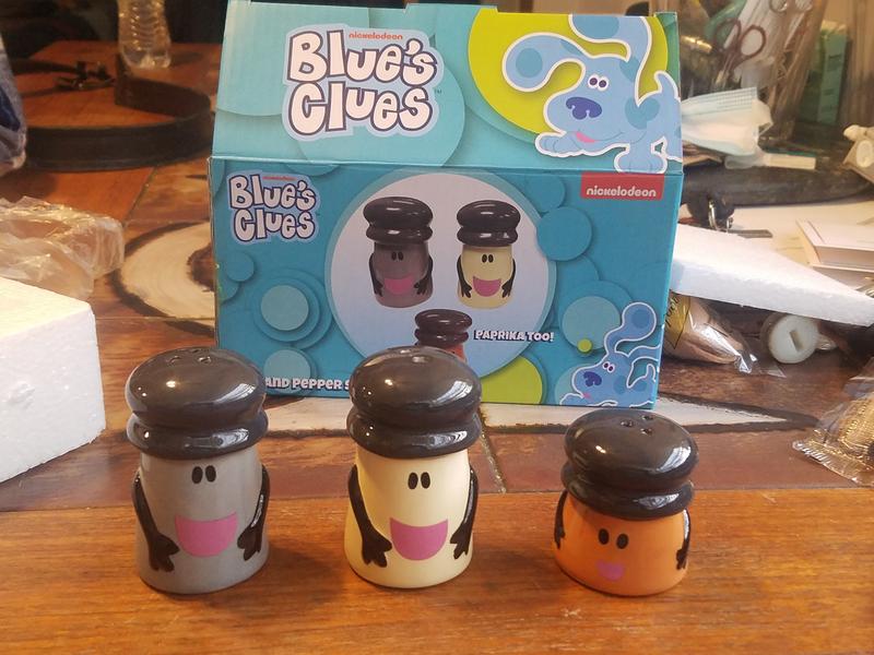 New & Authentic) Blue's Clues Salt and Pepper Shakers plus Paprika  (Boxlunch Exclusive), Furniture & Home Living, Kitchenware & Tableware,  Other Kitchenware & Tableware on Carousell