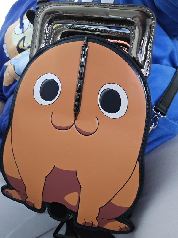 pochi Chainsaw Man Pochita Die-Cut Crossbody Bag -- BoxLunch