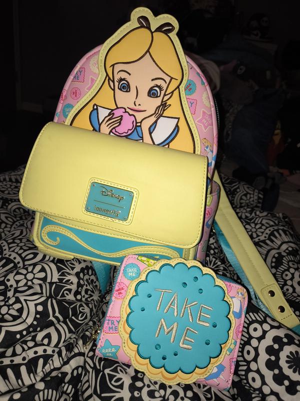 loungefly アリス Take Me クッキー ラウンドシップ ウォレット Loungefly Disney Alice in Wonderland Take Me Cookies Zip