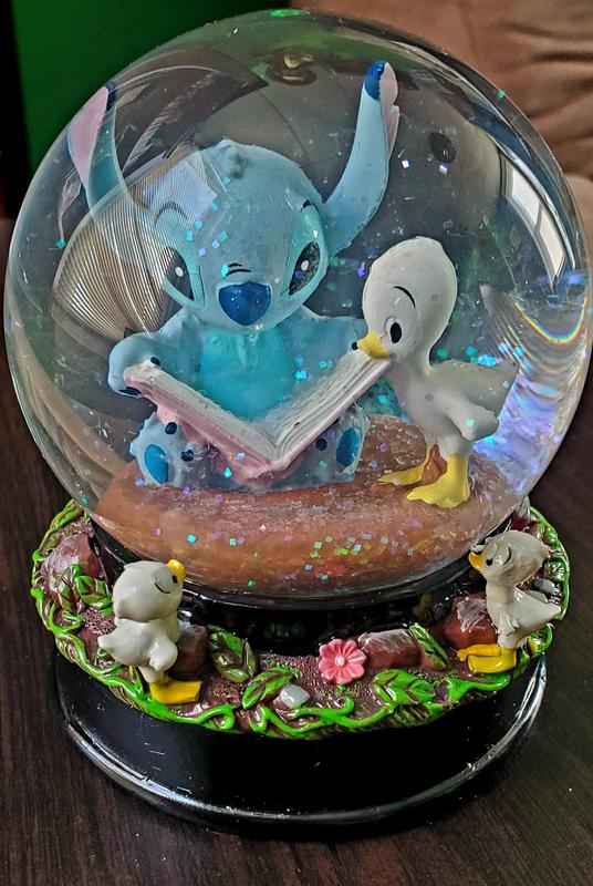 Hot Topic Disney Lilo & Stitch Ducklings Snow Globe