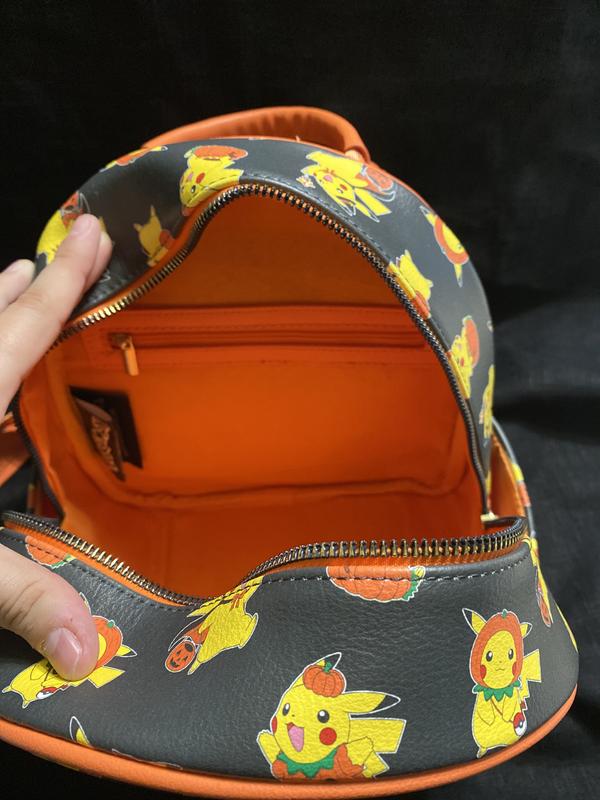 🚦Loungefly Pokemon Pikachu Mini Backpack - New!