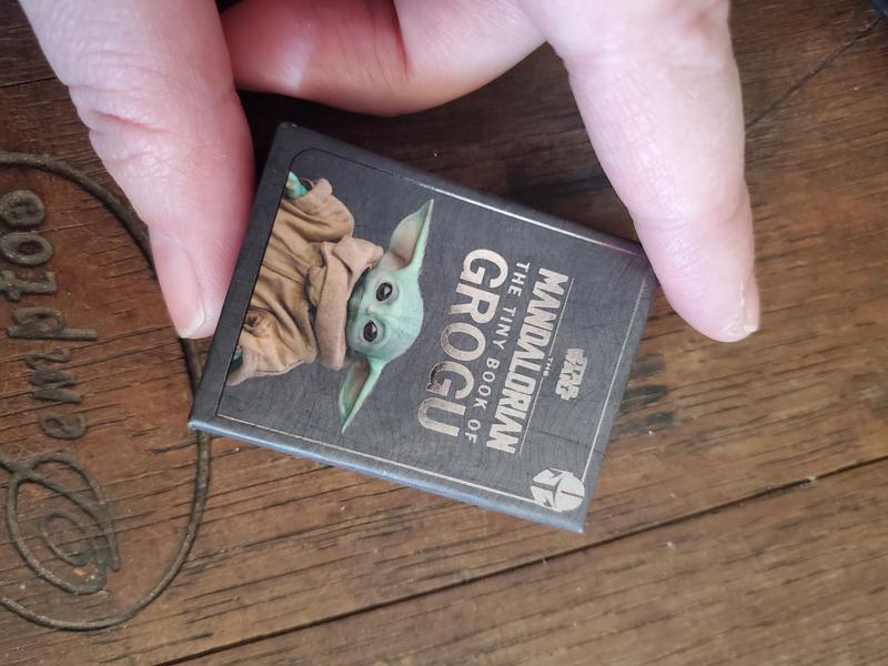 Star Wars The Mandalorian The Tiny Book of Grogu Tiny Book | BoxLunch