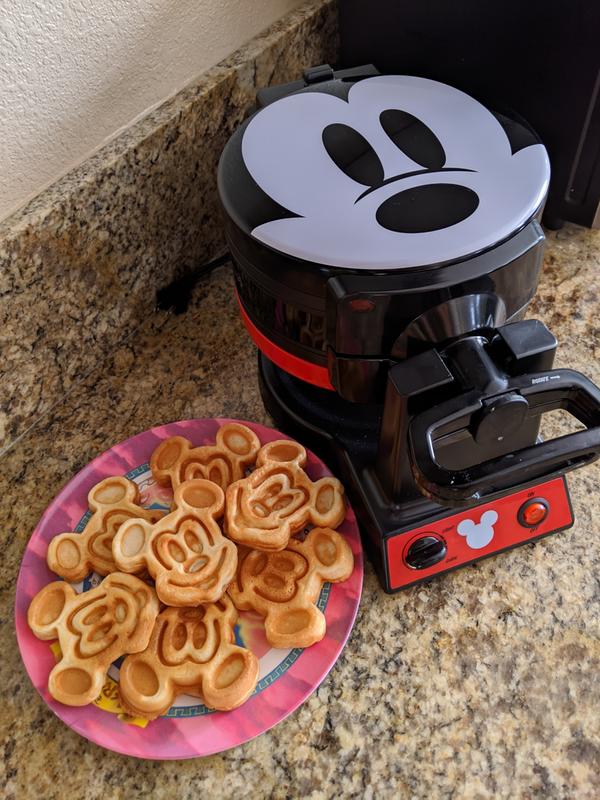 Making Mickey Waffles at home!  Testing the Primark Mickey Waffle Maker 