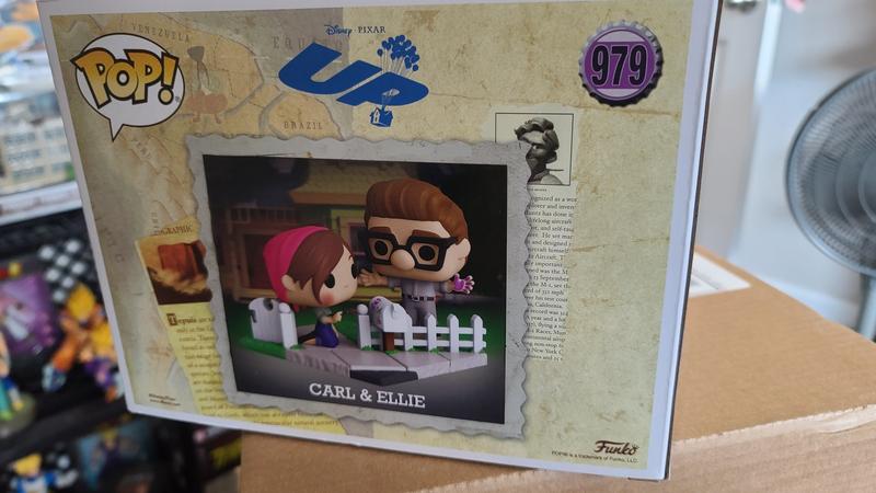 Funko POP! Moment Disney Pixar's Up (2009) - Carl & Ellie (Old) Disney –  FunkoBros