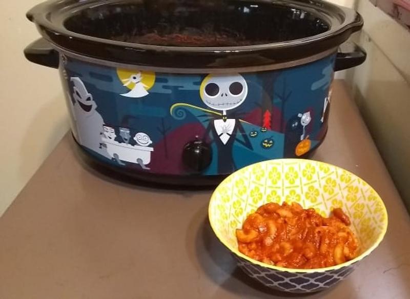Nightmare Before Christmas 7-Quart Sketch Pattern Slow Cooker