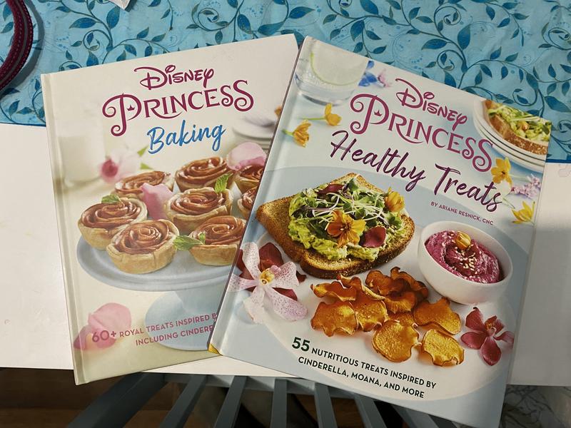 Cookbook Review: Disney Princess Baking is Good for Experience