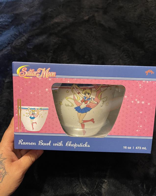 Sailor Moon Pretty Soldier Lunch Box and Chopsticks 