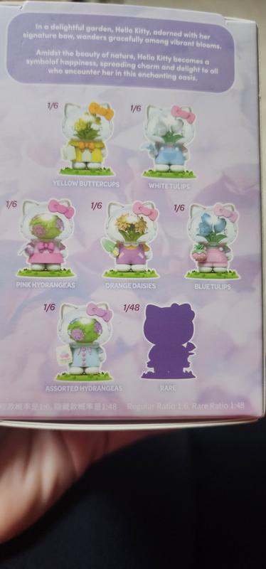 Mighty Jaxx Azuma Makoto x Sanrio: série Hello Kitty | Figurines Blind Box Toy à collectionner | Un paquet - Contient une figurine aléatoire