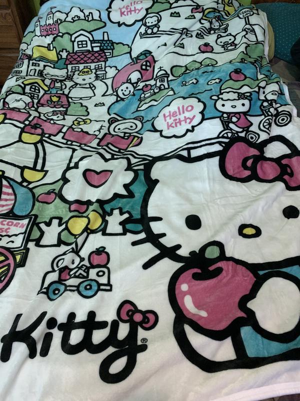 Hello Kitty Tonal Icons Throw Blanket Gift Box