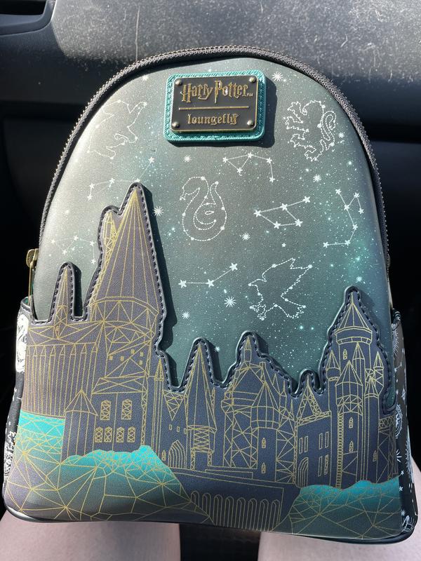 Loungefly ハリーポッター Hogwarts Castle 星空 バケットバッグ Loungefly Harry Potter Hogwarts Castle Constellations Glow