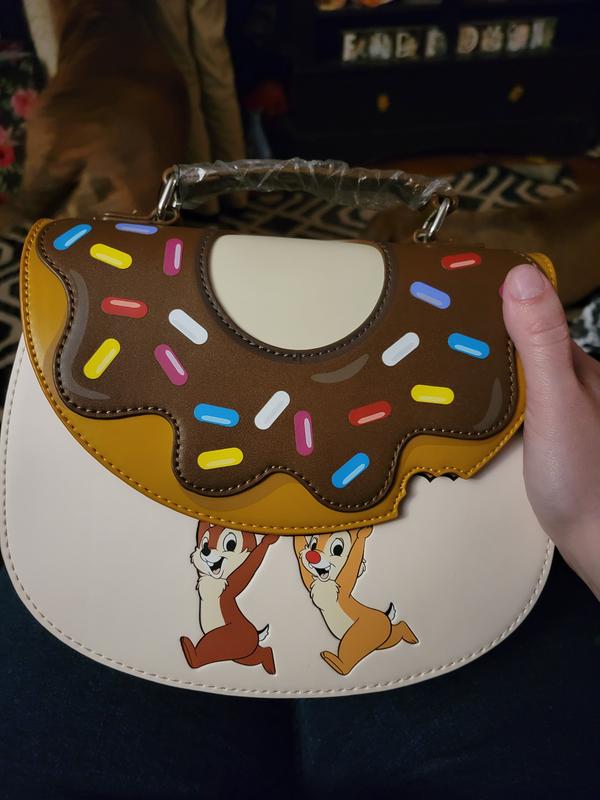 【注目コラボ】LoungeflyxDisneyチップ&デールドーナツBag Loungefly Disney Chip & Dale Donut Crossbody Bag | BoxLunch