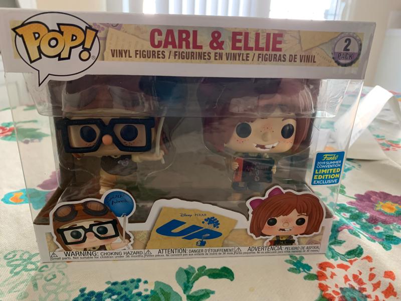 Funko Pop! Disney Up Carl & Ellie (2019 Summer Convention  Exclusive) : Toys & Games