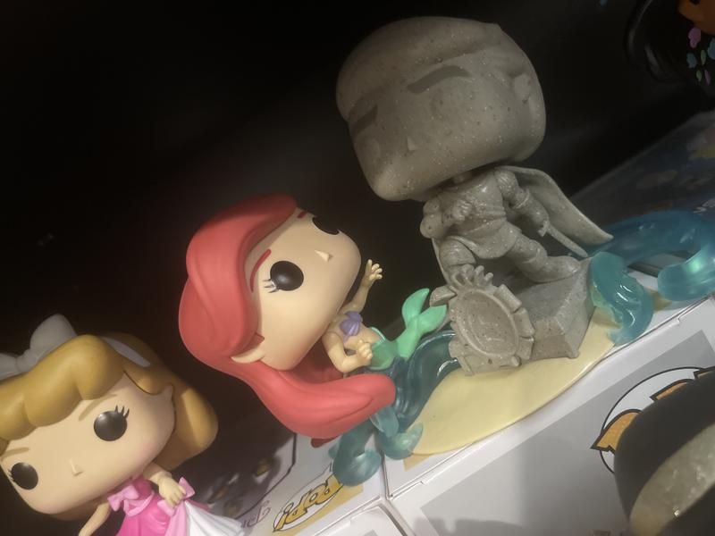 Ariel funko pop sale boxlunch