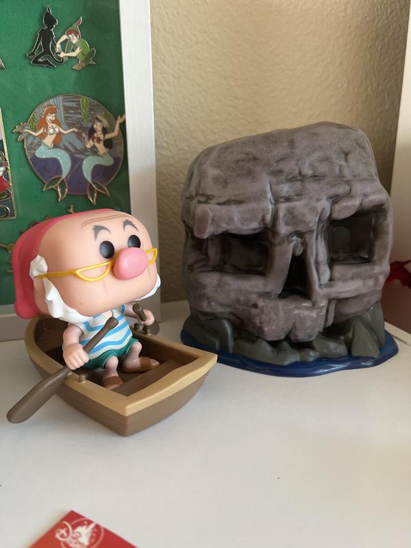 POP! Town Disney Classics - Smee with Skull Rock 