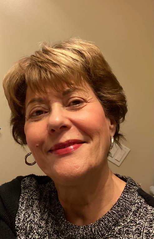 Customer photo for "I am very allergic and can only use Bobbi Brown"