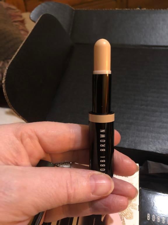 Customer photo for "Amount of product is shockingly small"