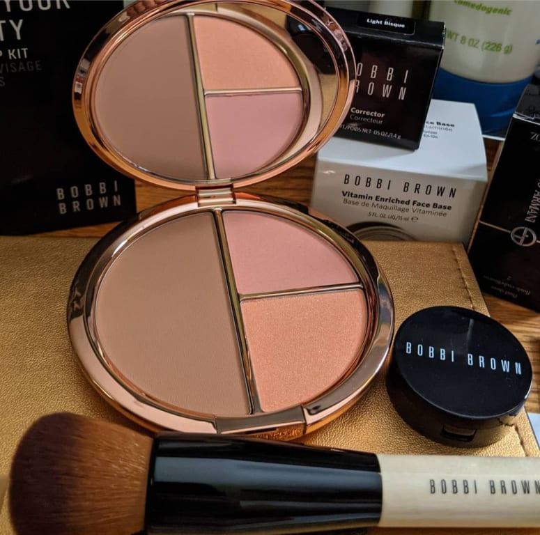 Bobbi Brown Full Coverage Face Brush & BB Face & Cheek Palette.