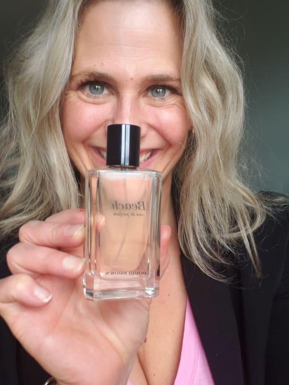 BOBBI BROWN Beach オードパルファム 50ml Bobbi Brown Beach Fragrance | Bobbi Brown Cosmetics