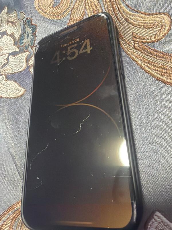 Customer photo for "My screen protector broke"