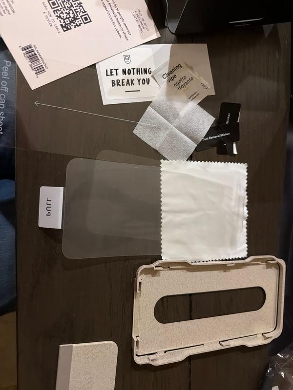 Customer photo for "Love the screen protector hate the install method"