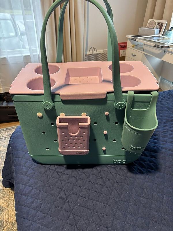 Customer carousel item 6.