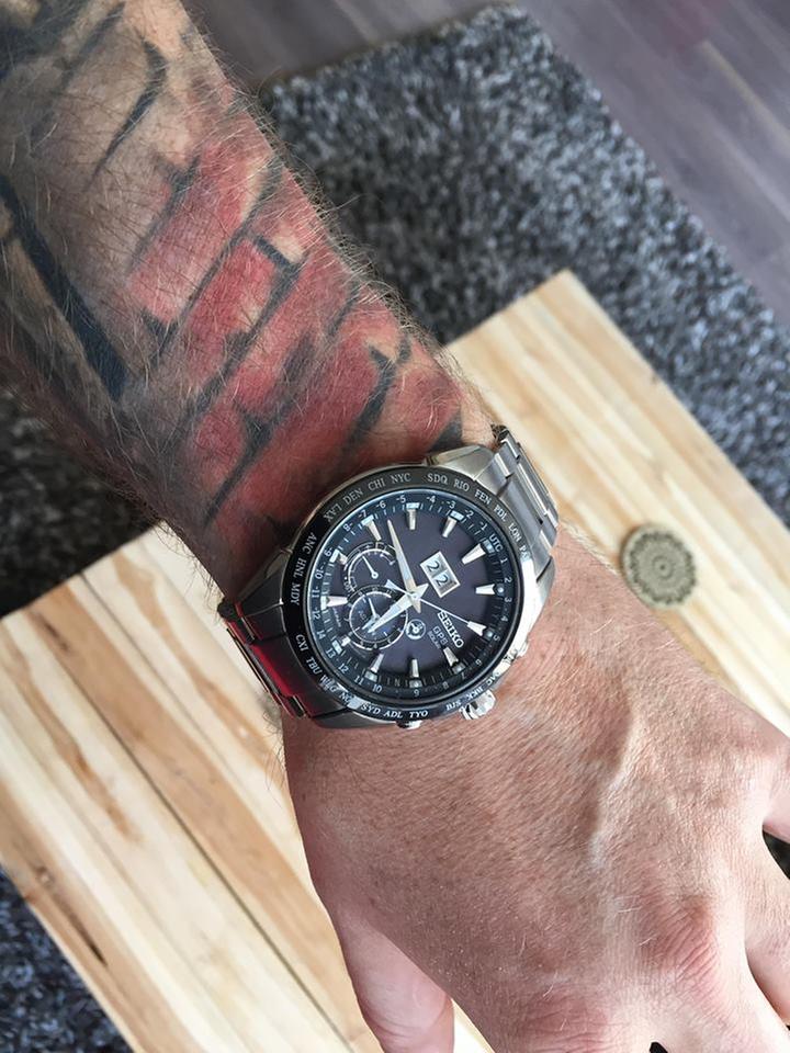 seiko astron sse149j1