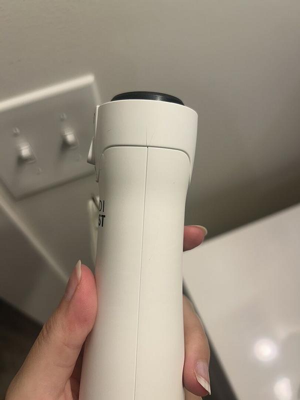 Customer photo for "Cracking after a year"