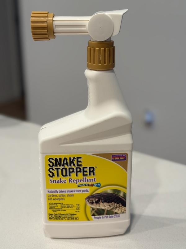 Snake Stopper 32 oz. Snake Repellent, Ready-to-Spray, Deter Snakes from ...