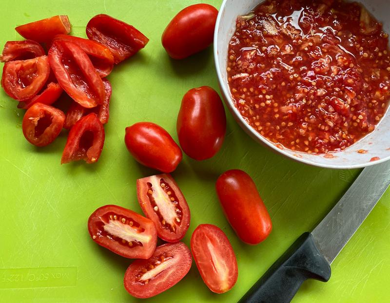 Easy to clean; thick walls.