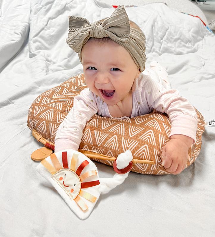 Boppy pillow tummy time 2024 age