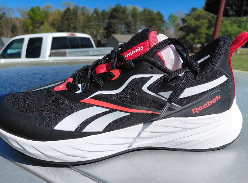 Men\'s Running Shoes 11 Reebok Verse Black White Red Athletic Sneakers Cushioned Reebok Verse Men main image 3