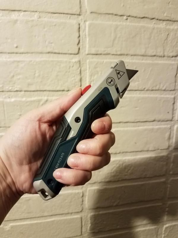 H11-12100-1 Utility Knives