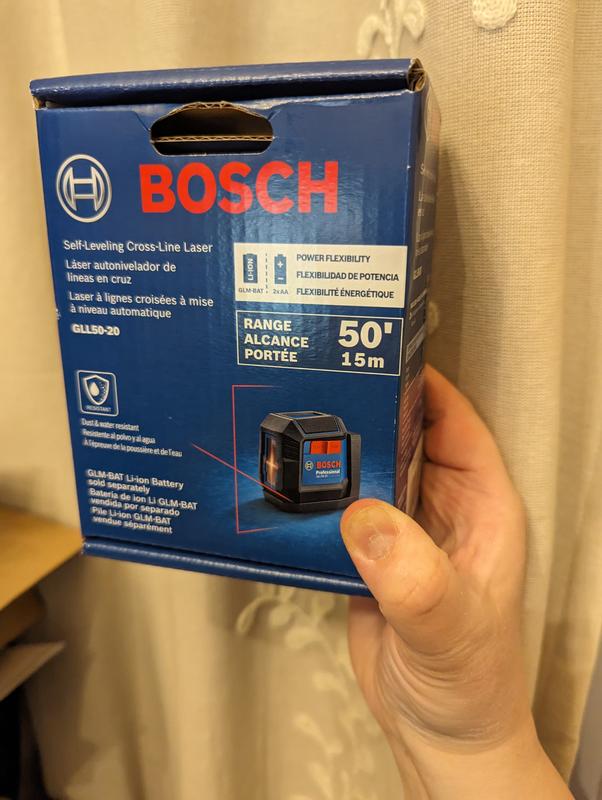 BOSCH GLL50-20 Cross Line Laser, Self Leveling, 50ft Range and Magnetic  Laser Mount