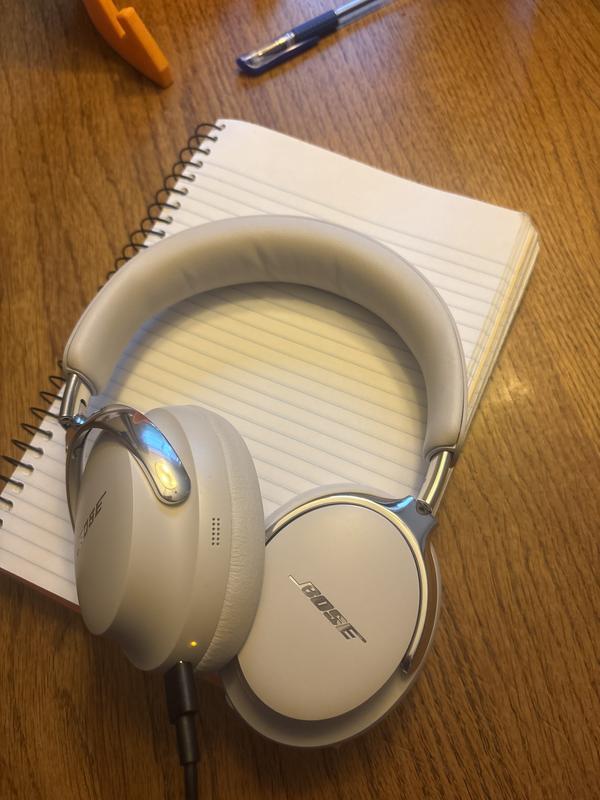 Bose QuietComfort Ultra (2nd Gen Headphones in White - 890101-0200