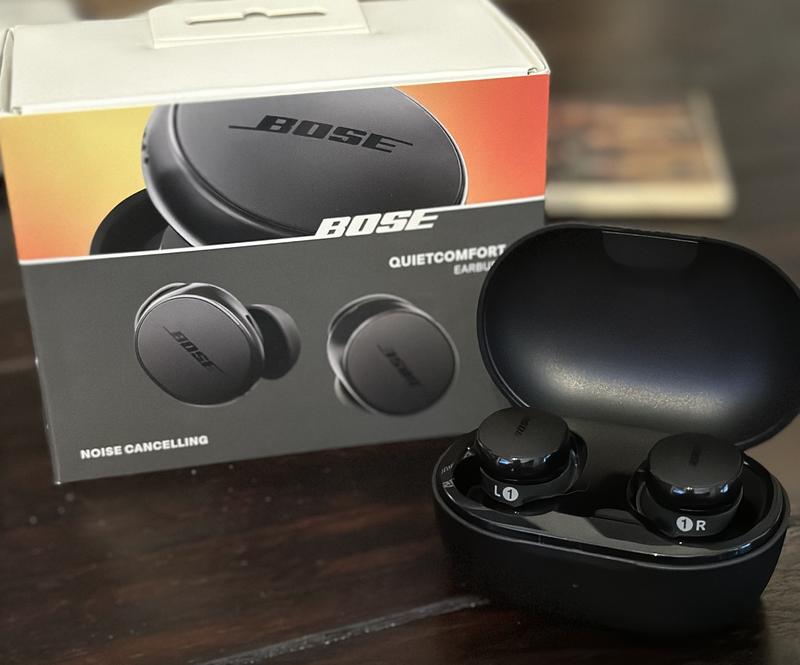 Bose Quietcomfort Wireless Earbuds Bose 888507-0100 | Tanguay Bose Quietcomfort Wireless Earbuds Bose 888507-0100 | Tanguay