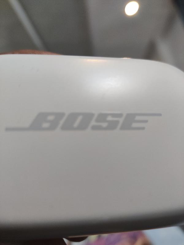 Customer photo for "Amazing Bose buds"