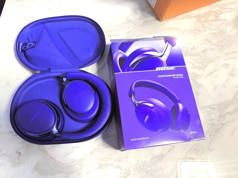 My latest Bose Headphone..