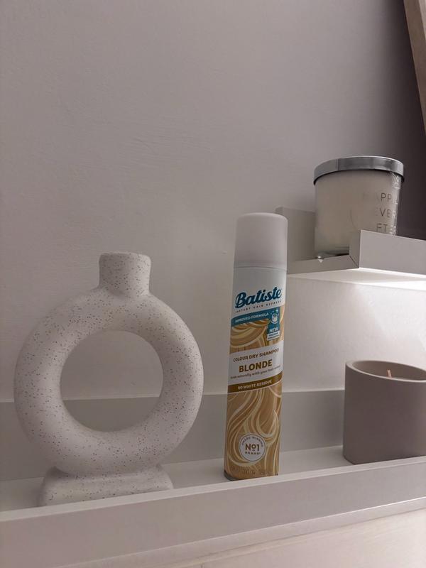 Customer photo for "Really lovely dry shampoo"