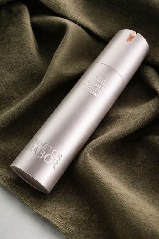 Customer carousel item 8.