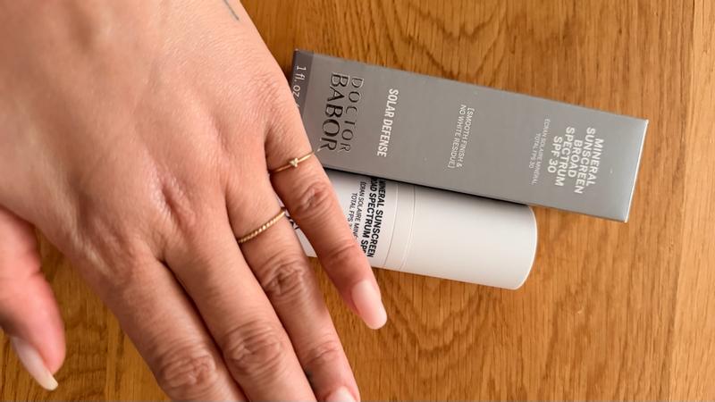 Customer carousel item 14.