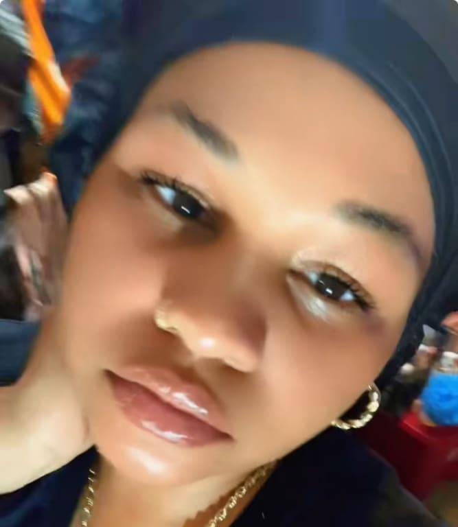 Review Thumbnail Image 2 369721873