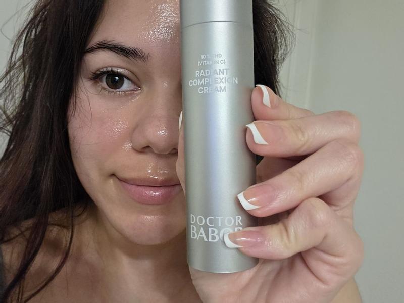 Customer carousel item 15.