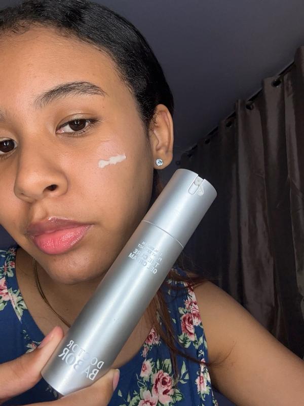 Customer carousel item 14.