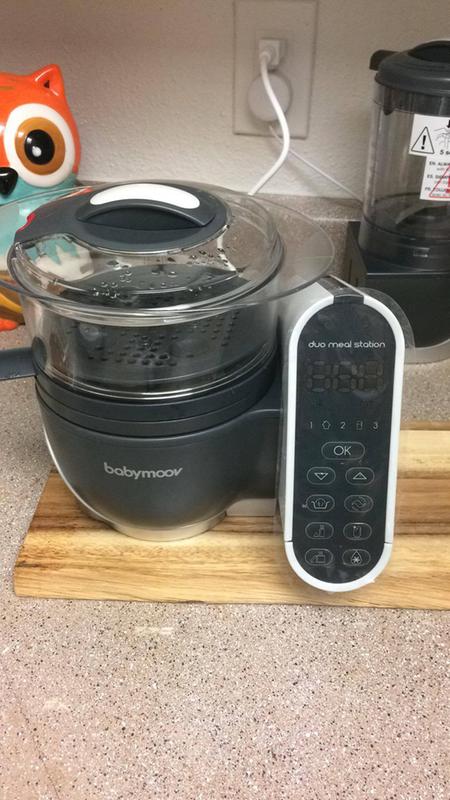 Blender detached from the steamer.