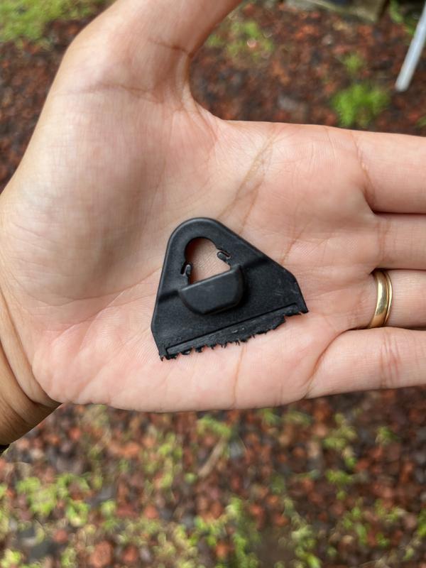 Piece that connects the basket to the stroller frame, sewed into the basket came apart!