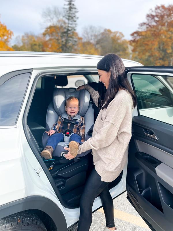 Baby Jogger - City Turn Rotating Convertible Car Seat, Onyx Black