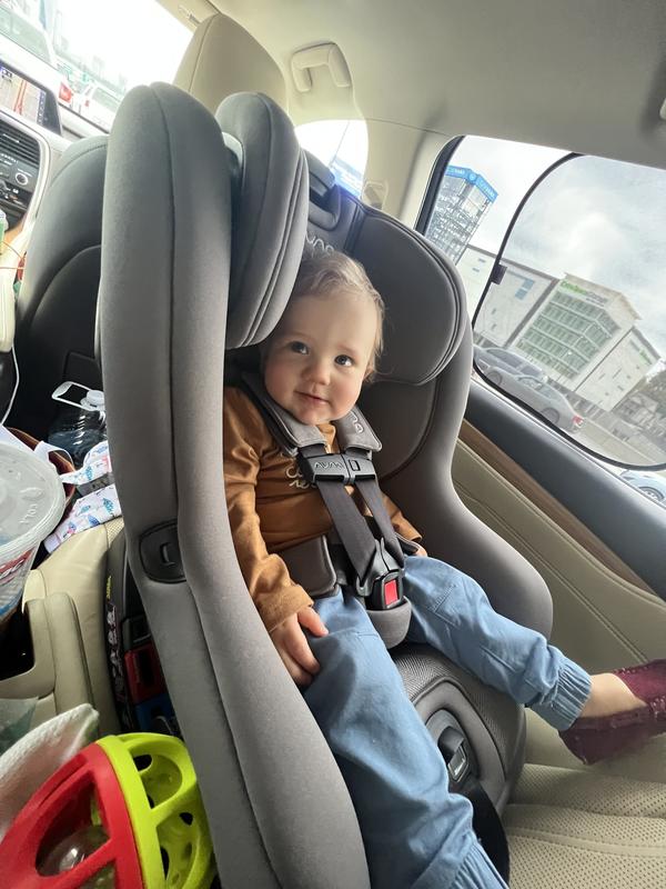 Baby Jogger® Announces New Innovation with City Turn™ Convertible Car Seat