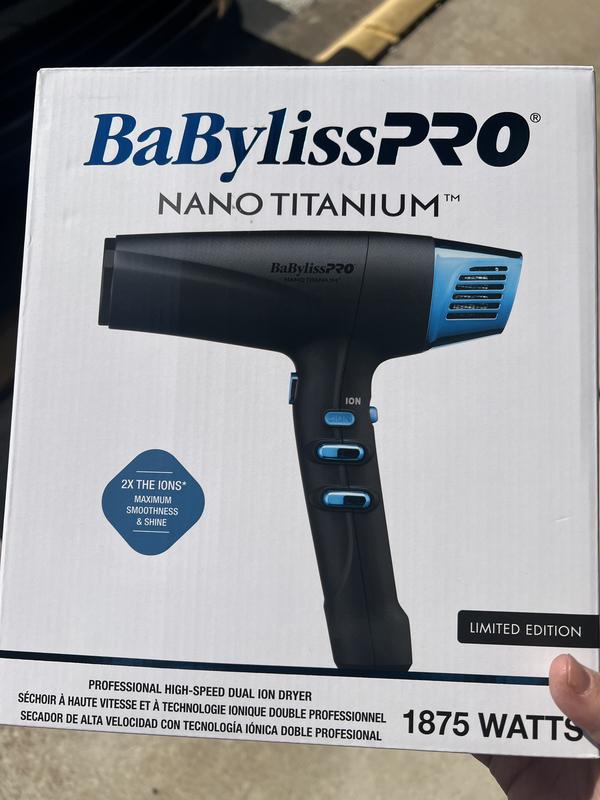 Nano Titanium Dual Ionic Dryer (Black & Blue)